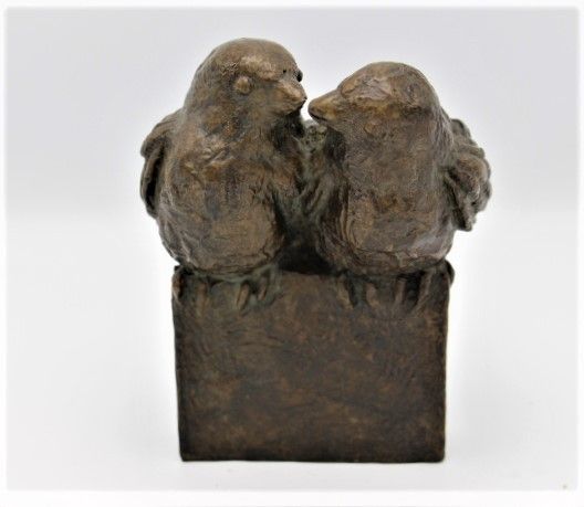 loek bos  kussende mussen  brons  hoogx10x11 cm.  achteraanzicht  oplage 8  1612