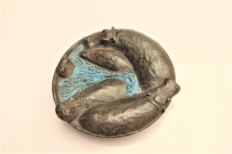 barbara de clercq  schaaltje nijlpaarden  brons x21x21 cm. 1400 00  1 2411
